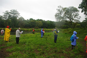 2012a1.jpg(17217 byte)